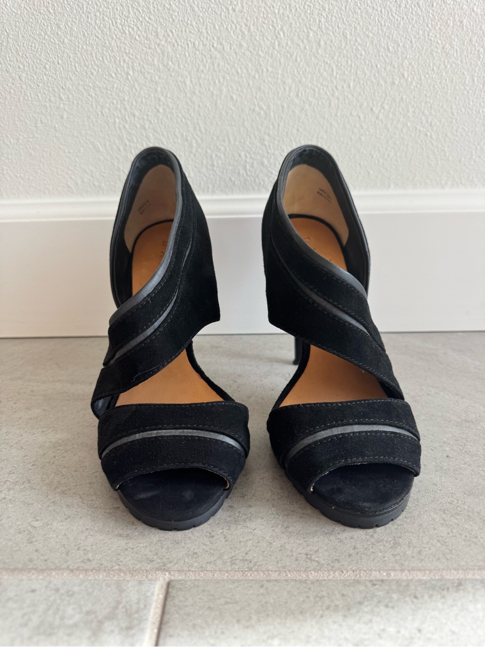 L.A.M.B. Black Open-Toe Strappy High Heel Sandals - Picture 2 of 4